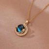 Collar de Saturno con Piedras Brillantes – Elegancia y Misterio en una Joya