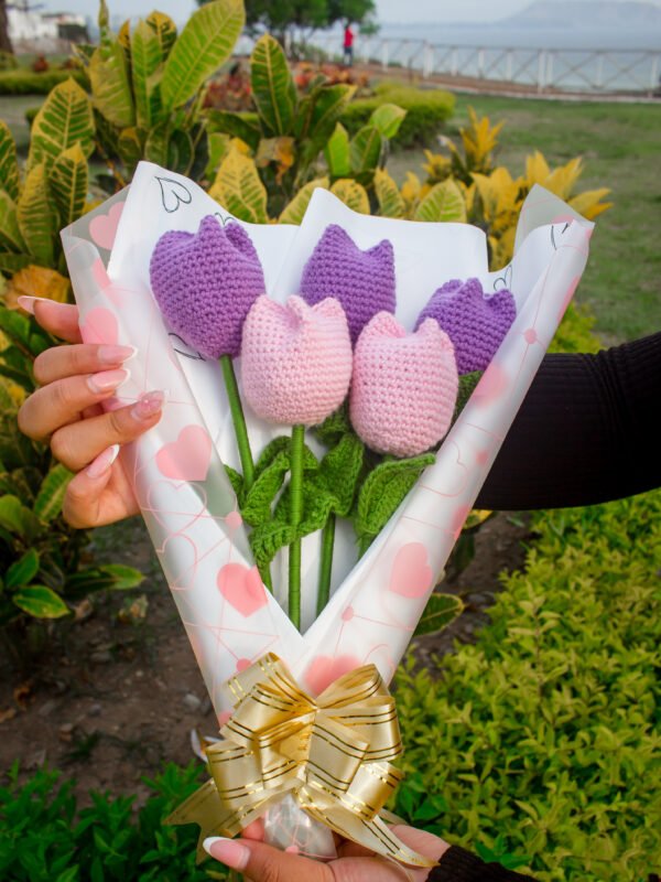 Ramo Ladiel (Pack 5 Tulipanes)